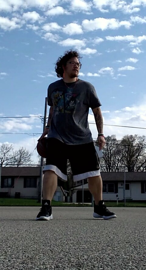 San @sandribblesbball cover picture