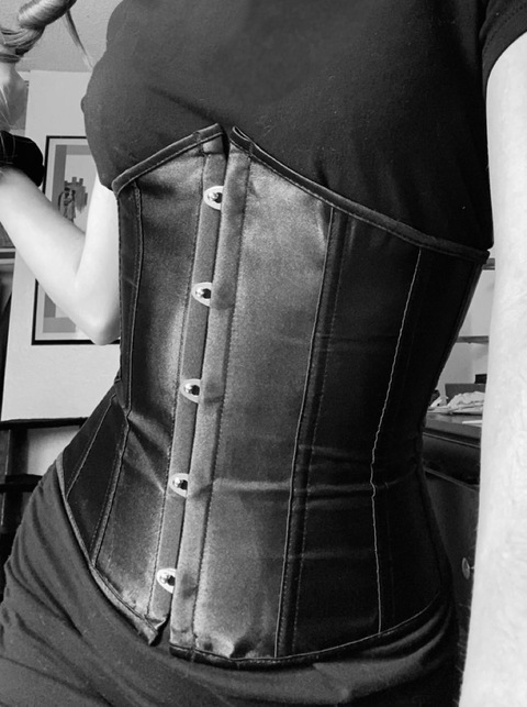 Scarlett @scarlettbabygirl cover picture