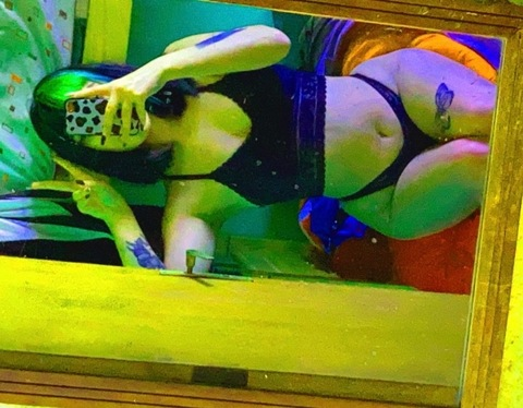 ScarMoon @scarmoon22 cover picture