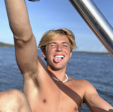SebAfterDark @sebafterdark cover picture