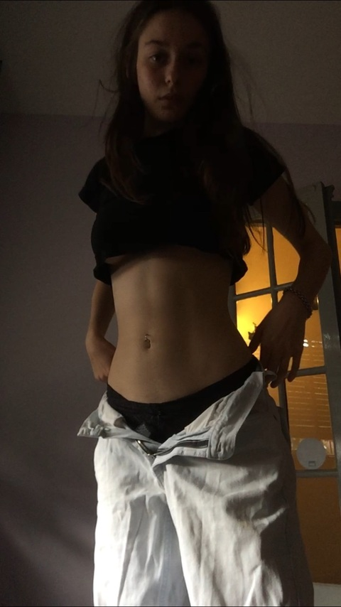 Serena @serenayuin cover picture
