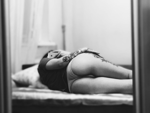 Ana Lebowski FREE 💜 @sherriesana cover picture