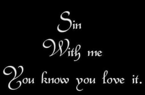 Kimmie @showloveitsworthit cover picture