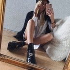sisi21 OnlyFans Leak 

 profile picture