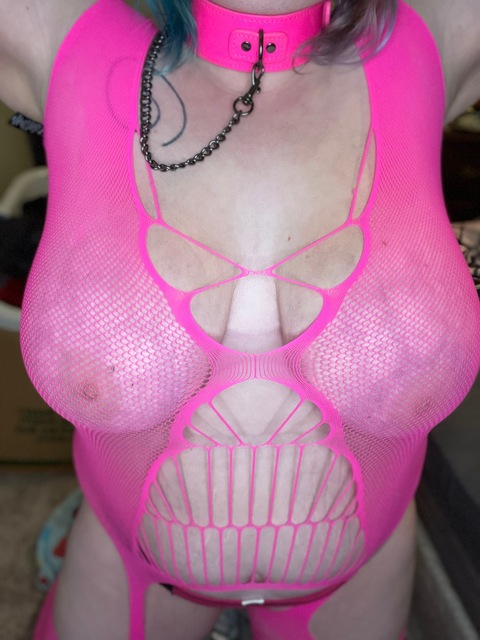 Skye Toxic @skyetoxic2 cover picture