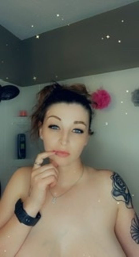 MandiLynn😈🖤😘 @slimthiccmandi cover picture