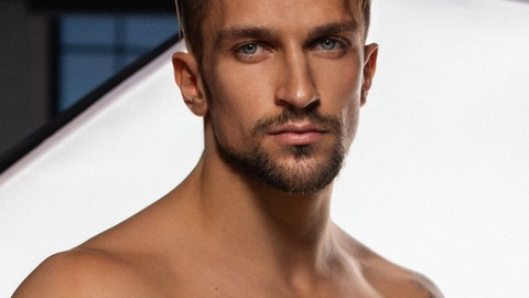 Alex Smirnoff @smirnoffprivate cover picture