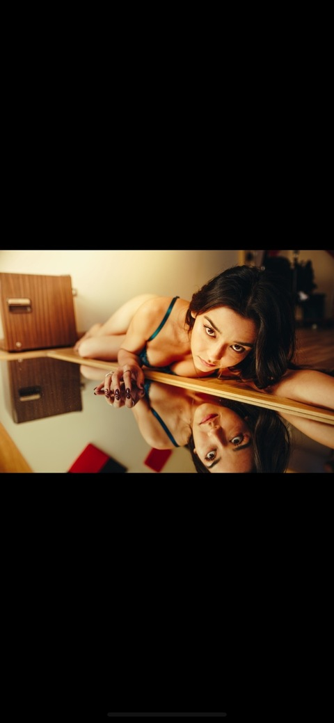 Sofía Valeria @sofiavaleria_c cover picture