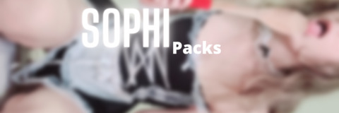 Sophi Delyon @sophipacks cover picture