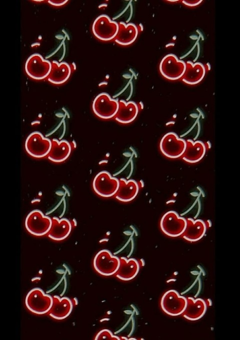 Meg @spiceandsugarx cover picture