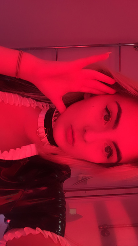 B @spicyblonde cover picture