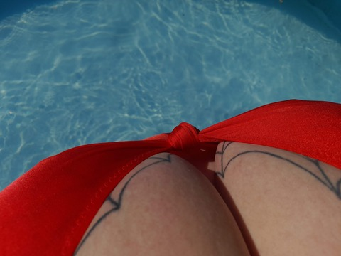 Busty Spider Boobs @spiderwoman1 cover picture