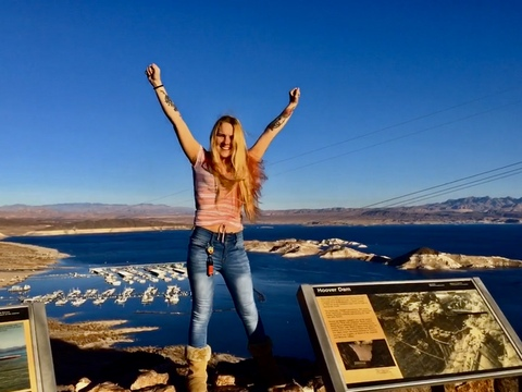 Sierra @stonerchickk420 cover picture