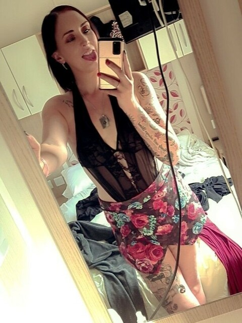 Sienna @stormsienna cover picture