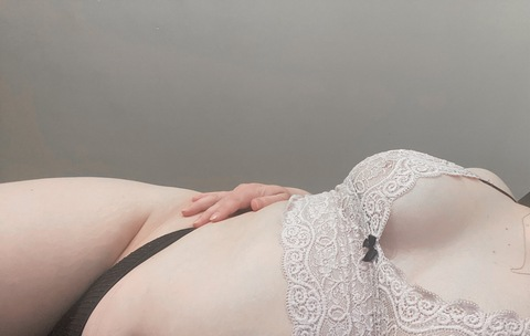 🔞 @strawbswirl cover picture
