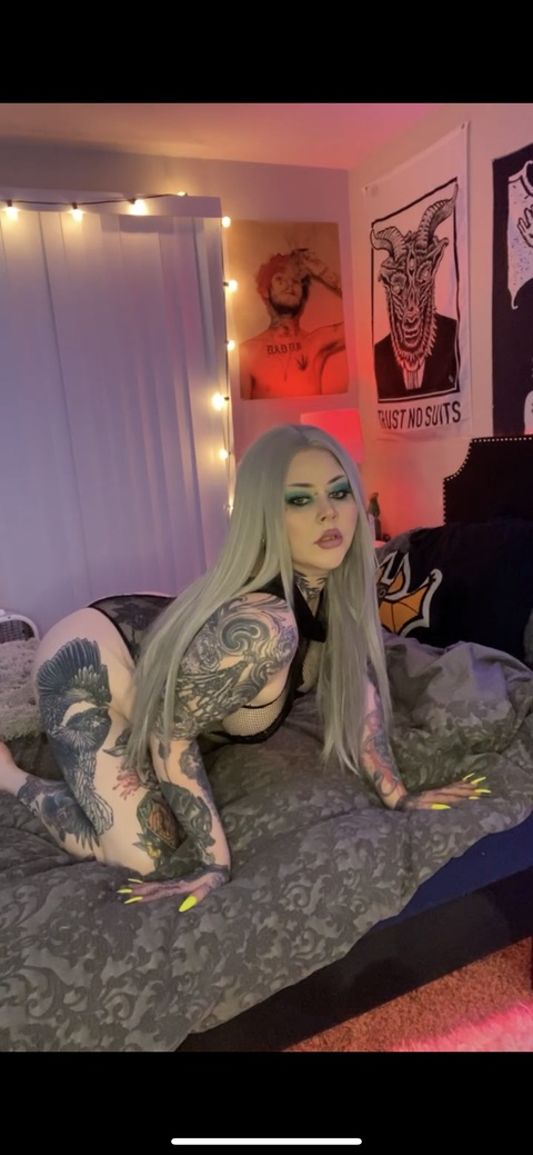 Sucker Love Free @suckerlovefree cover picture
