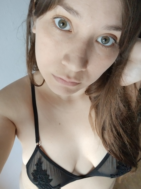 Diana @sweetdianna cover picture