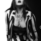 Download tattedtegziboo OnlyFans content for free 

 profile picture