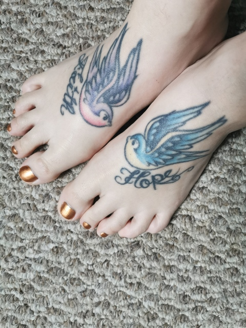 Coco @tattooed_tootsies cover picture