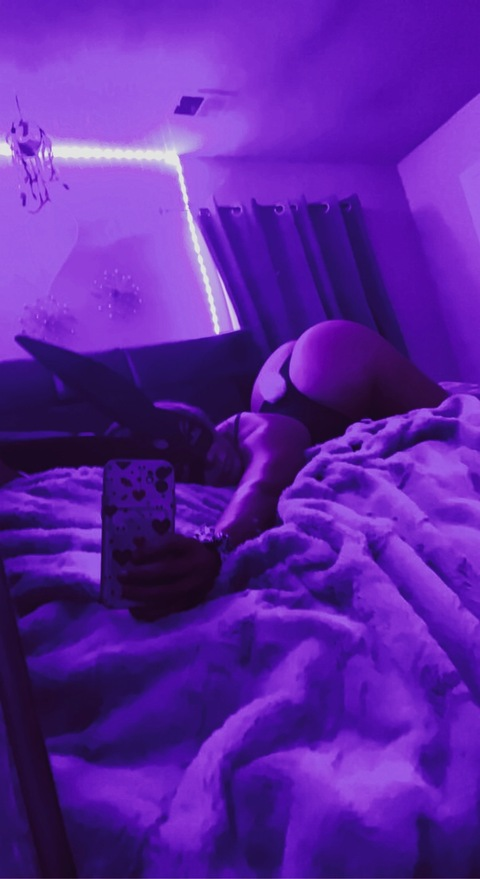 Taylor Hacker @taylorhacker cover picture