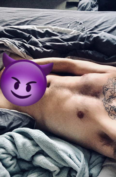 Frank @tellfrank cover picture