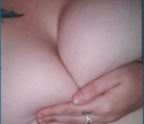 Baby Bunny @thebabybunny cover picture