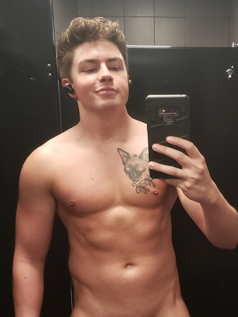 Theo Bradley @theobradleyxxx cover picture
