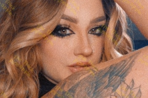 Samantha Moon @thethickpineapple cover picture