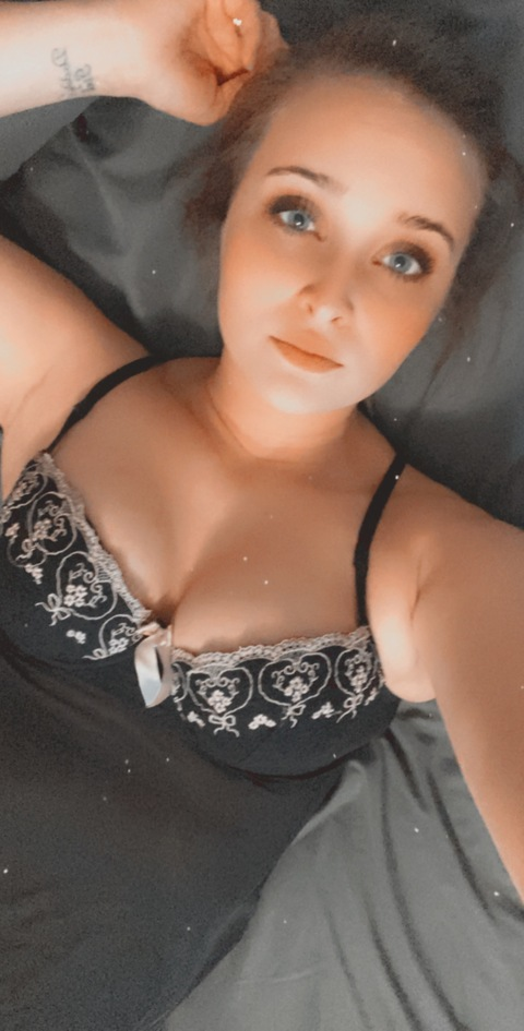 Harley @thicgirl24 cover picture