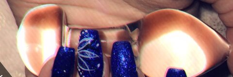LilyBear222 @thickerthanher cover picture