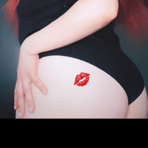 Unique @thisbepookie cover picture