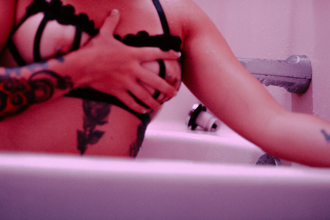Topanga @topangalove cover picture