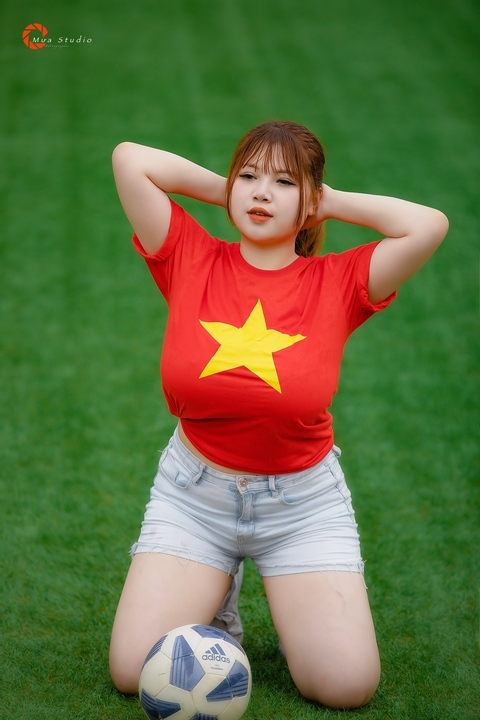 Thu Trang Vo @tranggbijapan cover picture