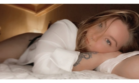 ApparentlyAlice @u117794747 cover picture