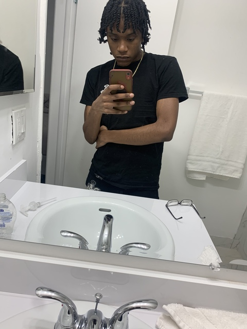 BigDickQuan @u34376845 cover picture