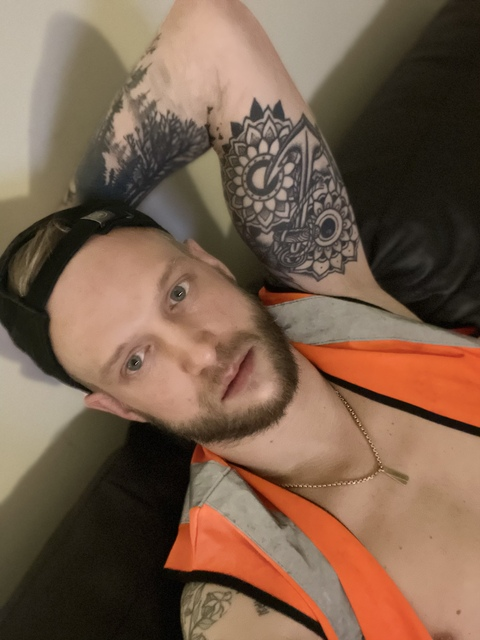 Uk420Bi @uk420biguy cover picture