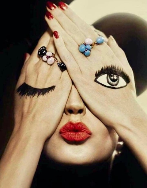 VickyDoll @vickythedoll cover picture