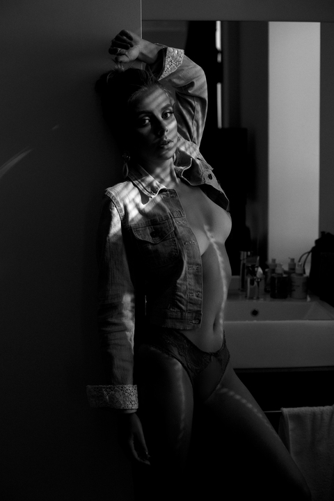 Good Girl @vv_love cover picture