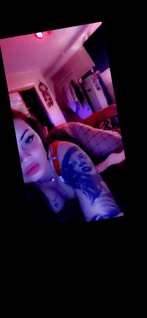 Ashalee white @whiteygurl cover picture