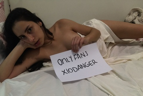 Xiomara Danger @xiodanger cover picture