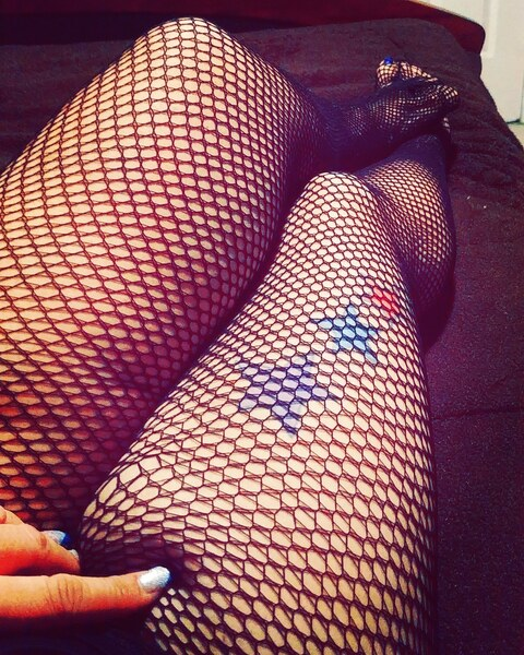 Y0ur Lil Freak @xolilxfreakxo cover picture