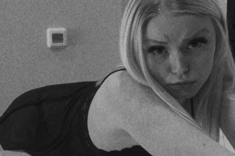 madi 😈 @yogirlmadison cover picture