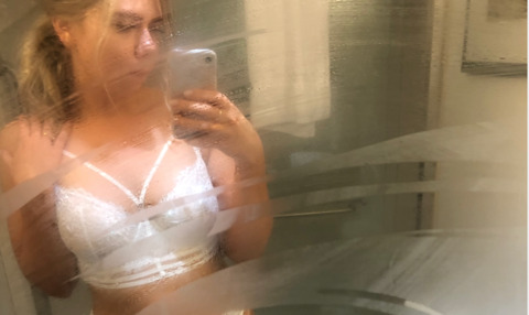 Penelope @your-sluttt cover picture