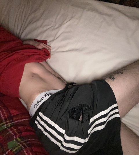 Alex @yourholesir cover picture