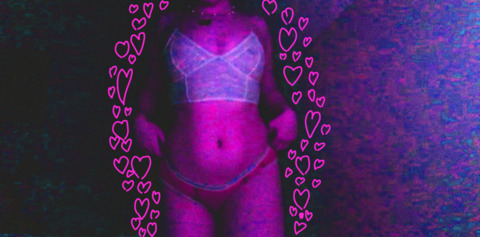 molls @yourstrulymolls cover picture
